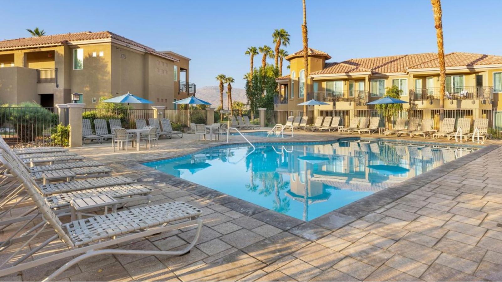 Marriott Desert Springs II Luxury Guest Room Palm Desert Exterior photo